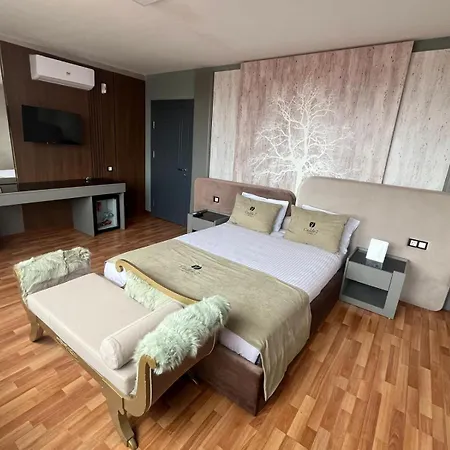 Отель Cadde 7 *