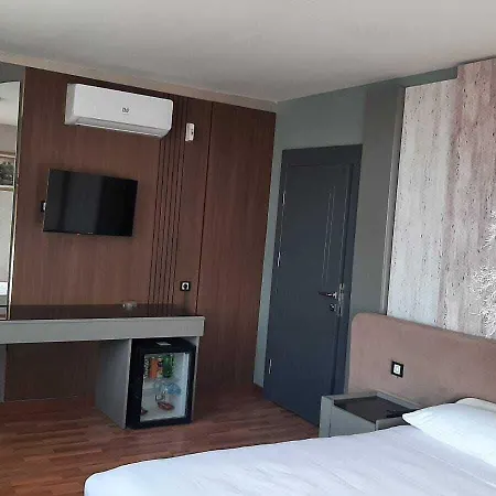 Hotel Cadde 7 *